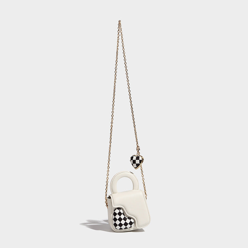 Small Heart Chain Crossbody Bag