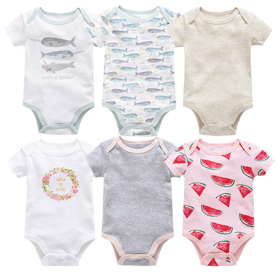 Six sets of newborn clothes